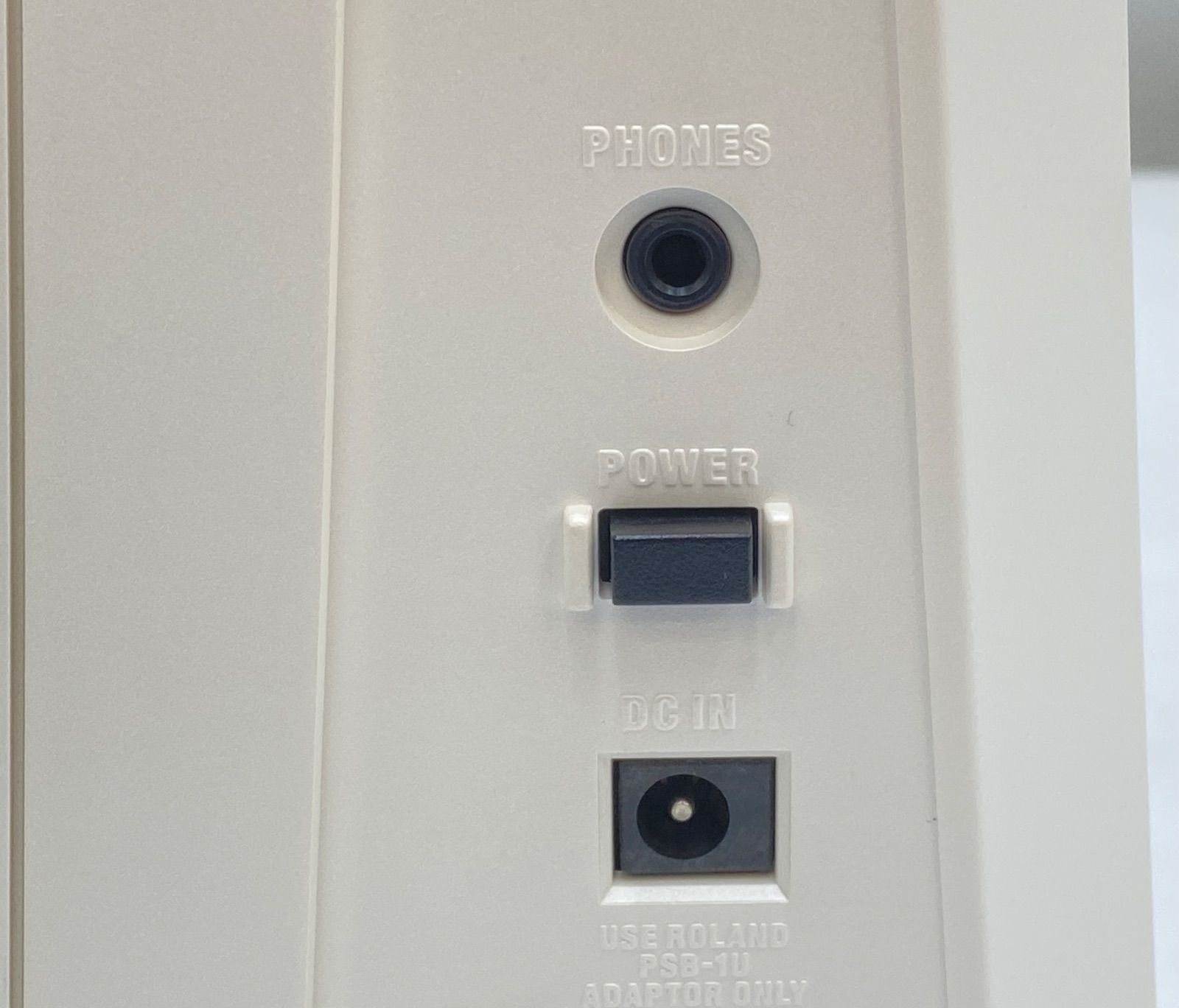 Roland ローランド ポータブル モニター アンプ MOBILE-BA - メルカリ
