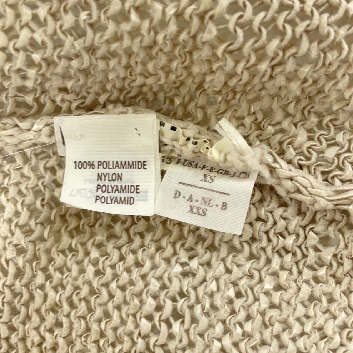 BRUNELLO CUCINELLI ブルネロクチネリ ベージュ 刺繍 裏地シルク