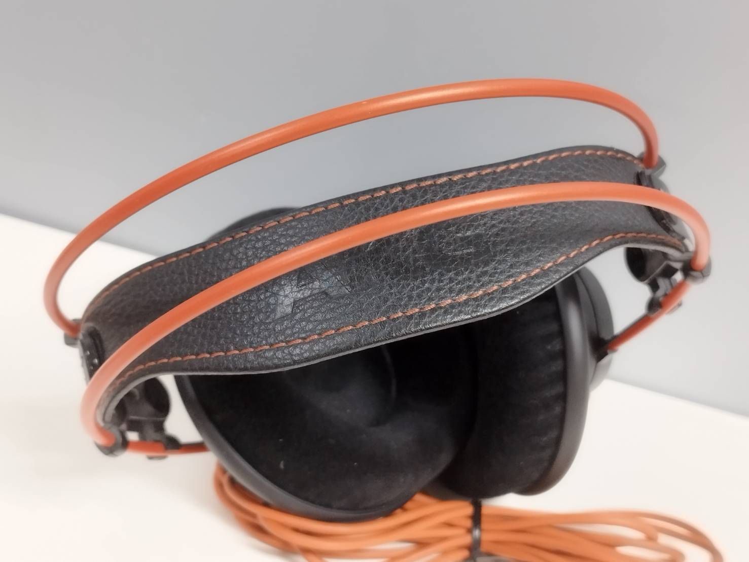 良品】AKG K712 PRO オープン型オーバーイヤーヘッドホン/有線 - メルカリ