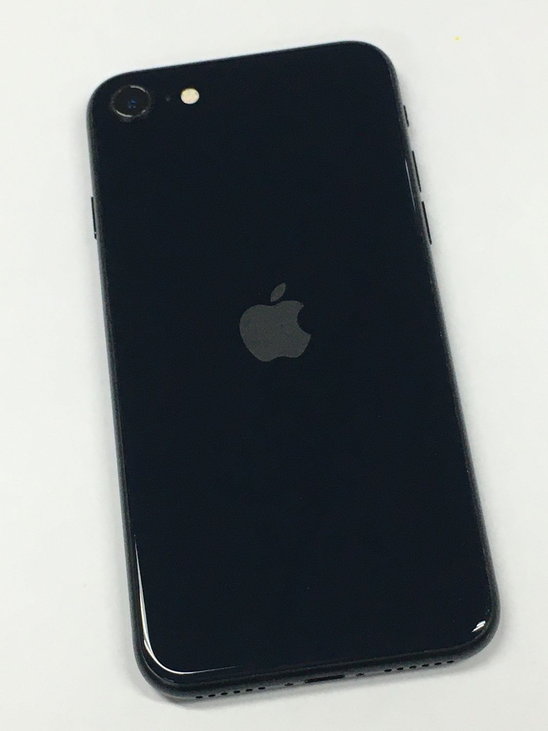 超美品　電池100％ iPhone SE3 第3世代 64GB SIMフリー ミッドナイト【動作確認・初期化済み】