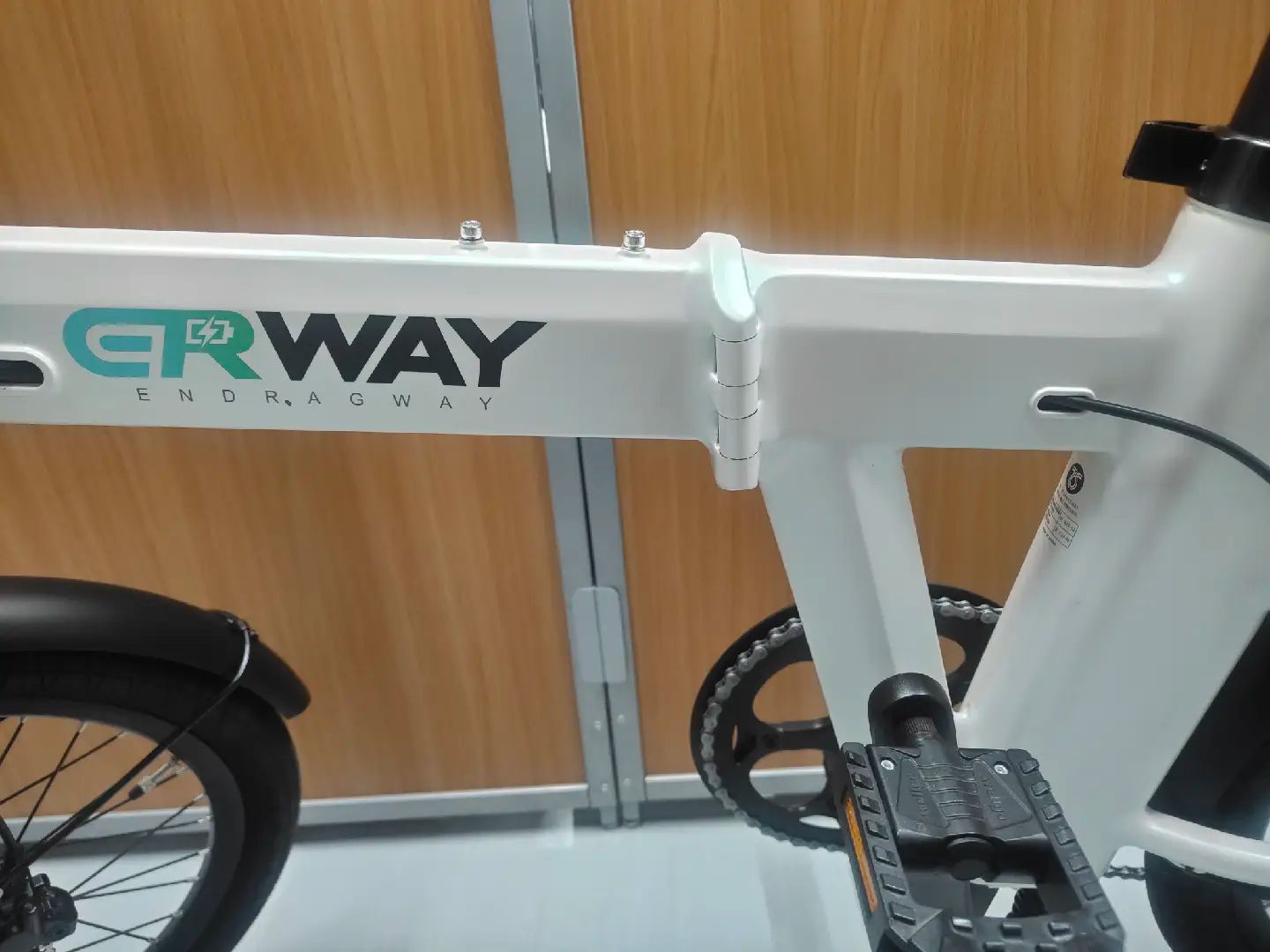 セール開催中！】折りたたみ電動アシスト自転車 ERWAY A02 ホワイト