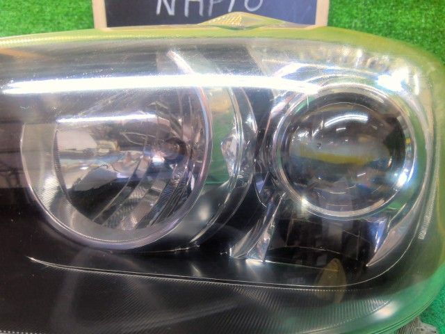 アクア 左ヘッドランプASSY DAA-NHP10 81150-52E90 082 自社品番