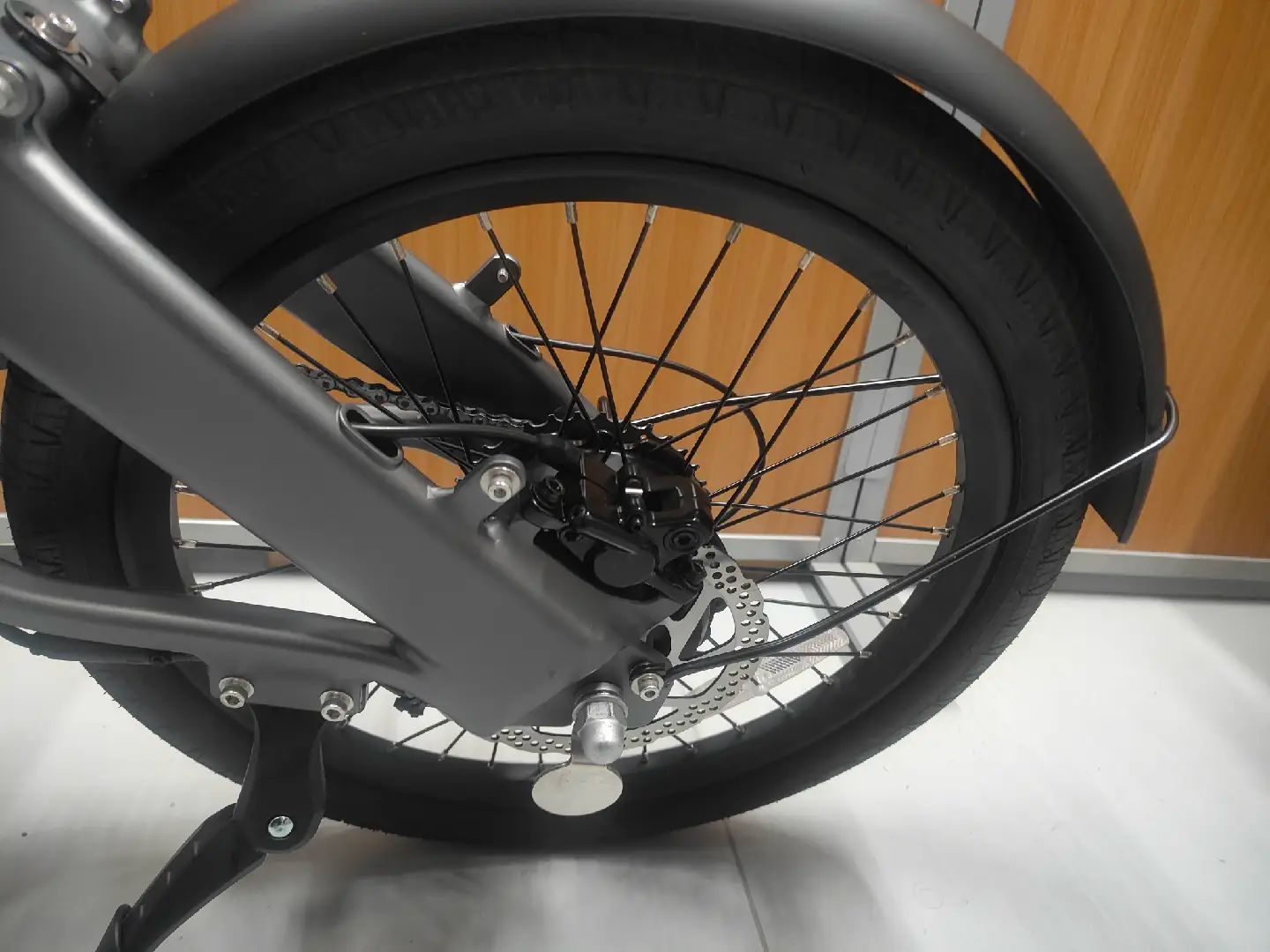 超メルカリ市開催！】折りたたみ電動アシスト自転車 ERWAY A02 グレー