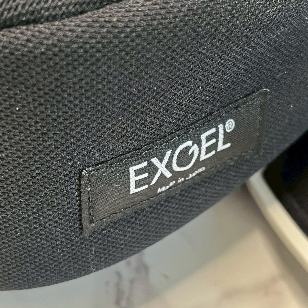 良品】EXGEL エクスジェル 姿勢サポートクッション 骨盤サポートチェア