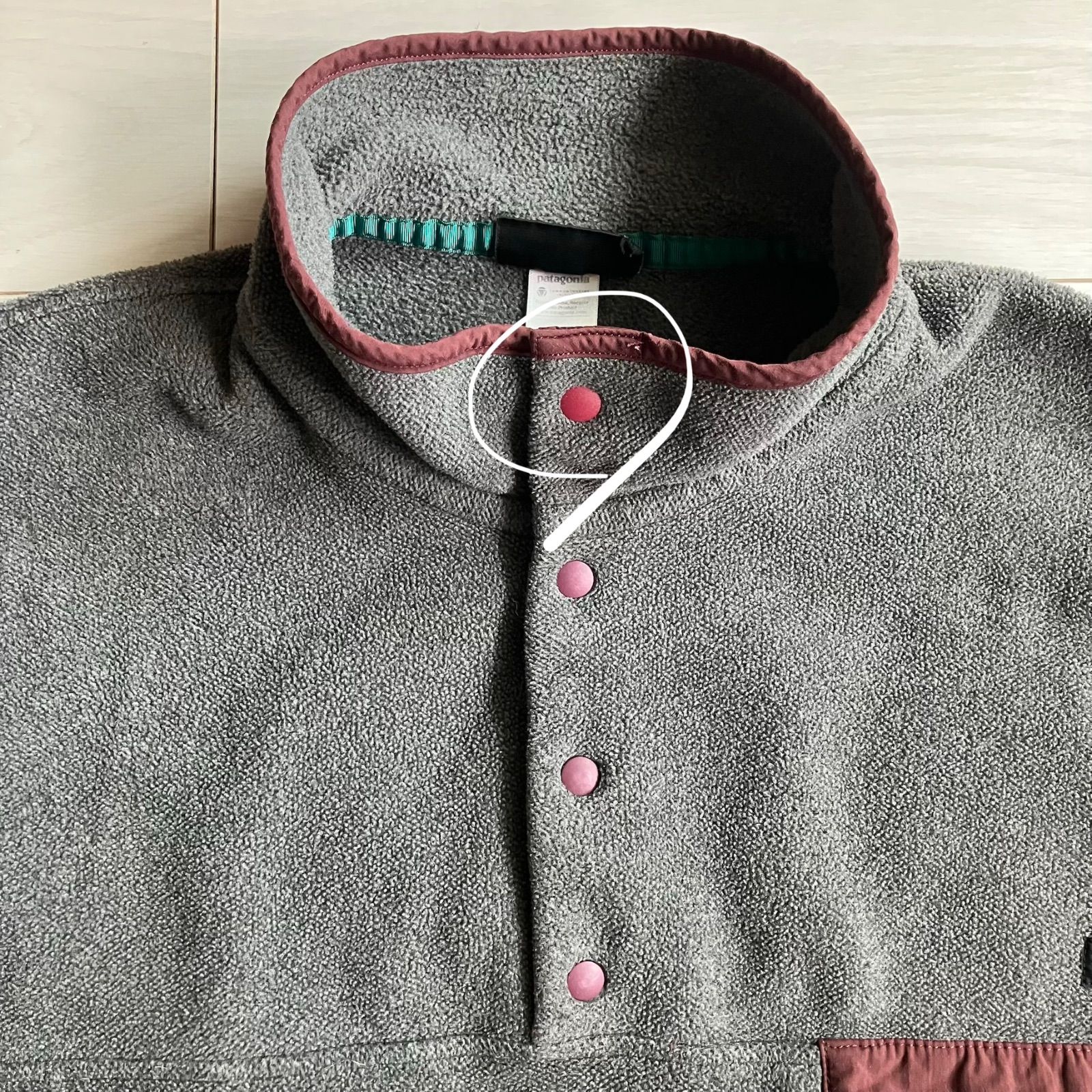 パタゴニア Patagonia シンチラ スナップT グレー x エンジ Lサイズ 