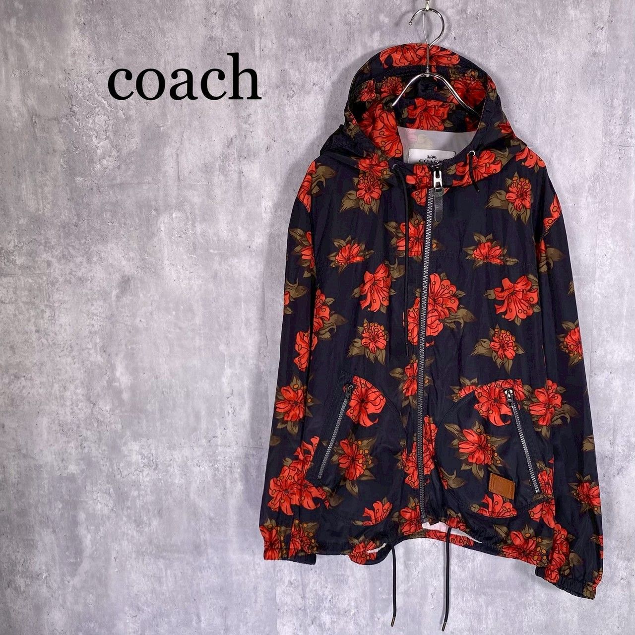 『coach』コーチ (XL) フローラルウインドジャケット