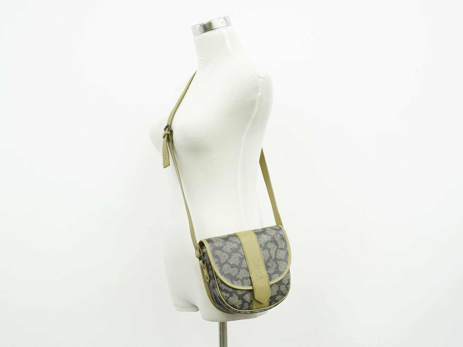 本物 イヴ サンローラン YVES SAINT LAURENT YSL ジラフ柄 ショルダー 