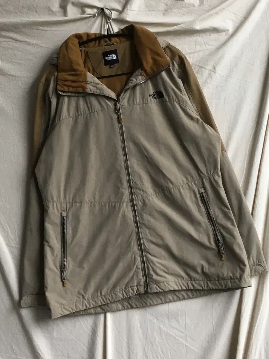 THE NORTH FACE ザノースフェイス ウィンドブレーカー