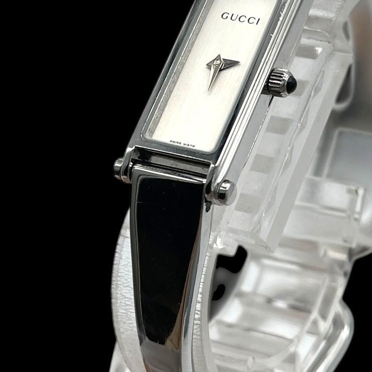 新品電池 稼働品 GUCCI グッチ レディース腕時計 1500L クォーツQZ スクエア型 シルバー スイス製 新品電池 稼働品 GUCCI グッチ レディース腕時計 1500L クォーツQZ スクエア型 シルバー スイス製