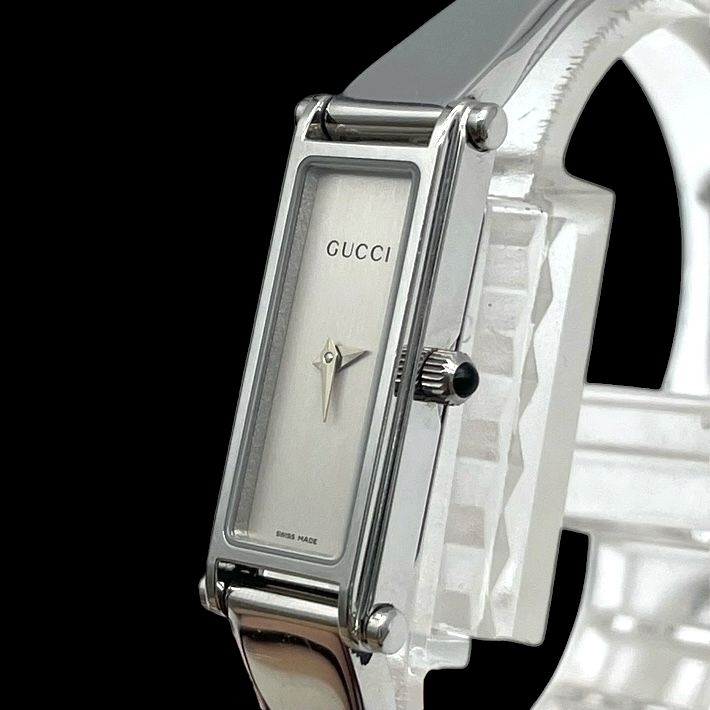 新品電池 稼働品 GUCCI グッチ レディース腕時計 1500L クォーツQZ スクエア型 シルバー スイス製 新品電池 稼働品 GUCCI グッチ レディース腕時計 1500L クォーツQZ スクエア型 シルバー スイス製