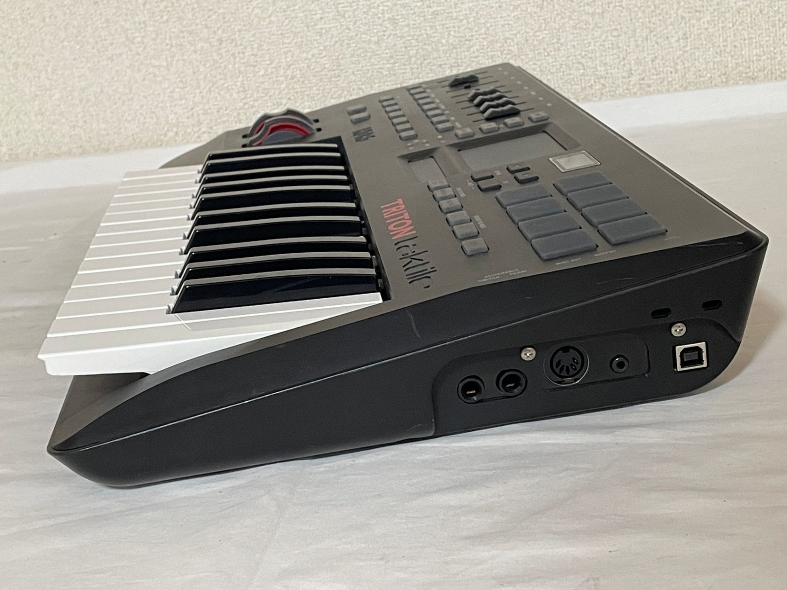 △ コルグ KORG TRITON Taktile TRTK-25 25鍵 USB MIDIキーボード 1700
