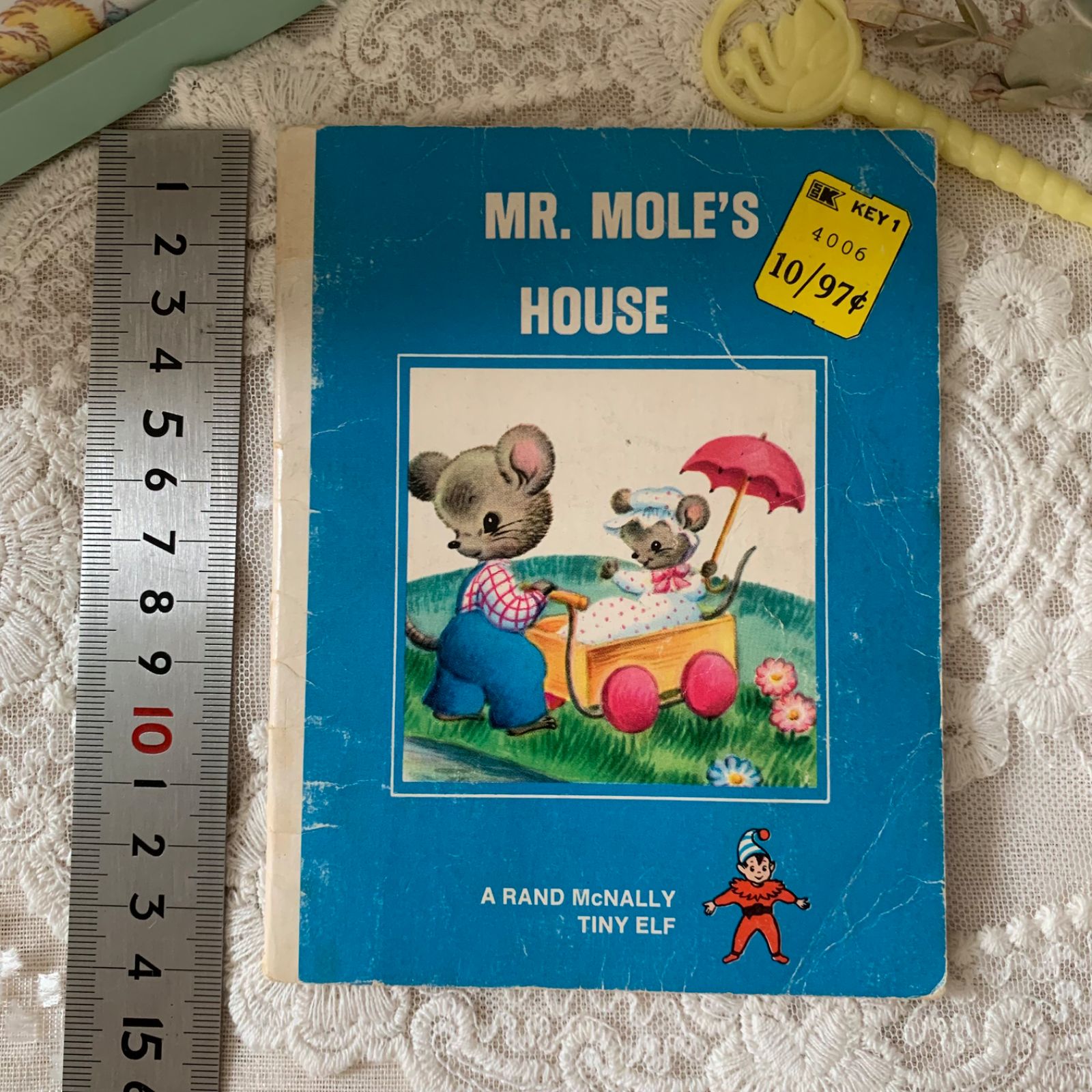 ヴィンテージ絵本 MR. MOLE'S HOUSE ジャンクジャーナル素材 洋書 古書