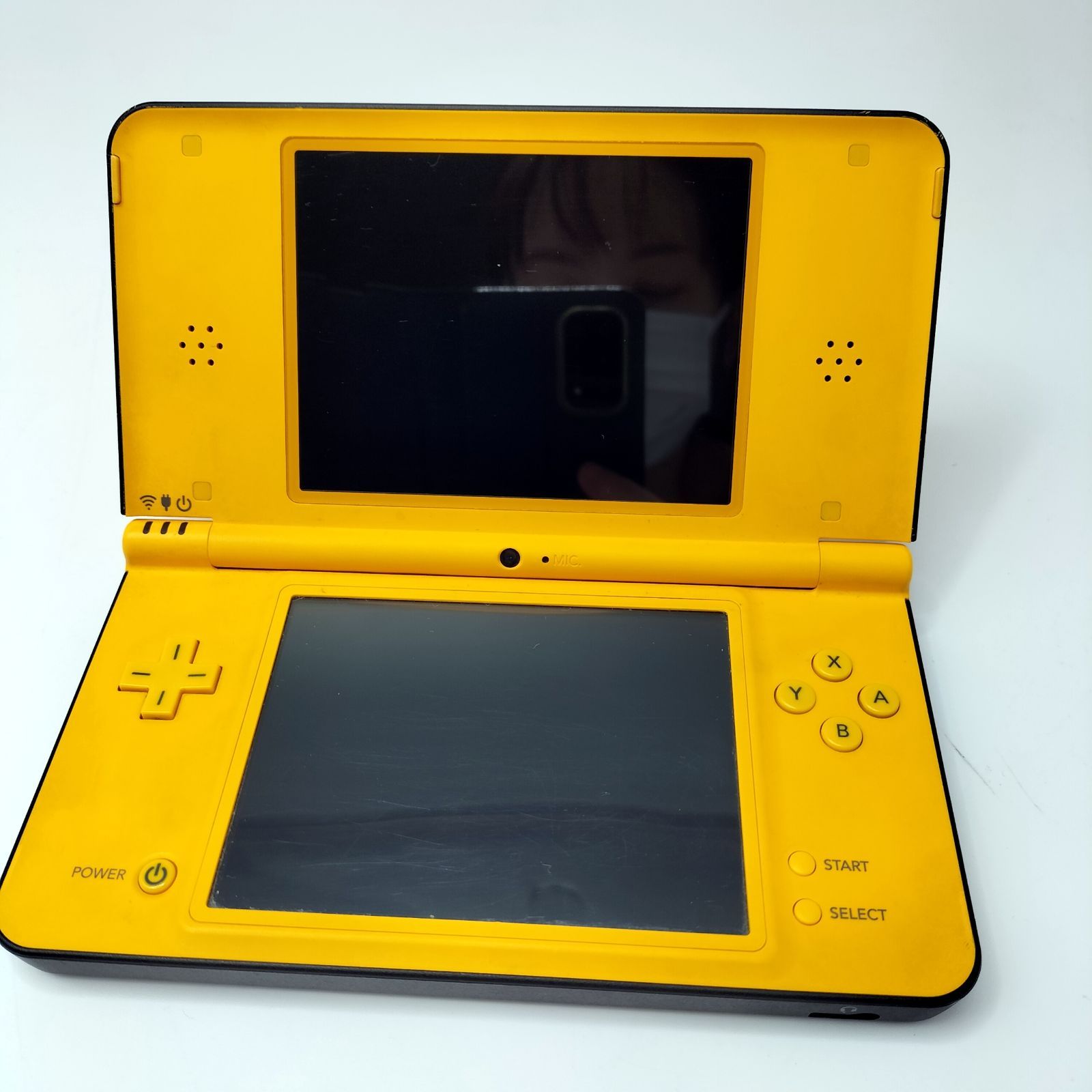 Nintendo DSi LL イエロー UTL-001 ニンテンドーDSiLL 動作確認済 タッチペン無し