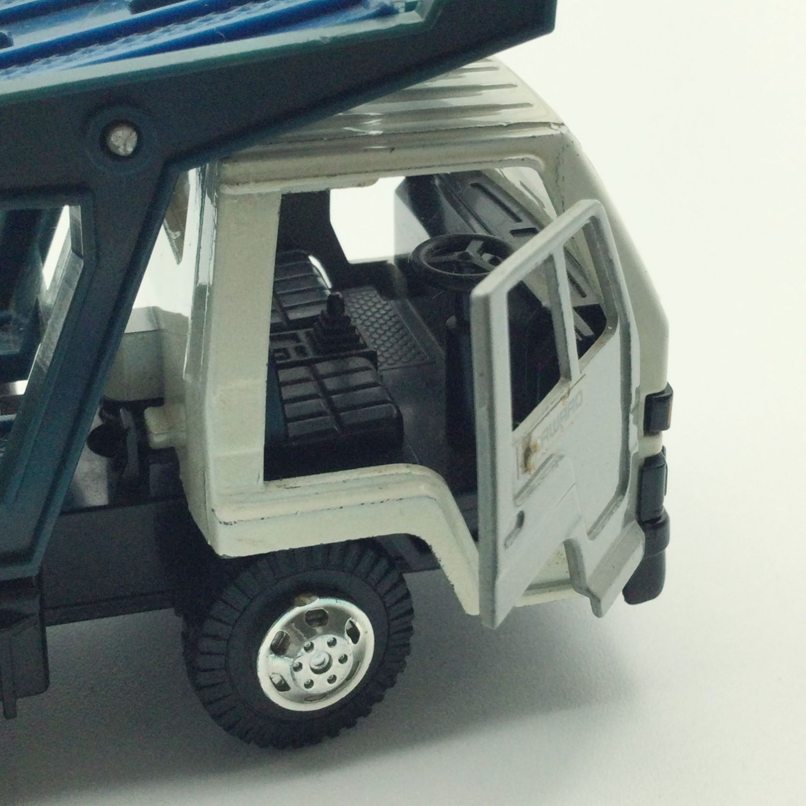 ヨネザワ ダイヤペット ISUZUトラック ミニカー 2台セット T-011