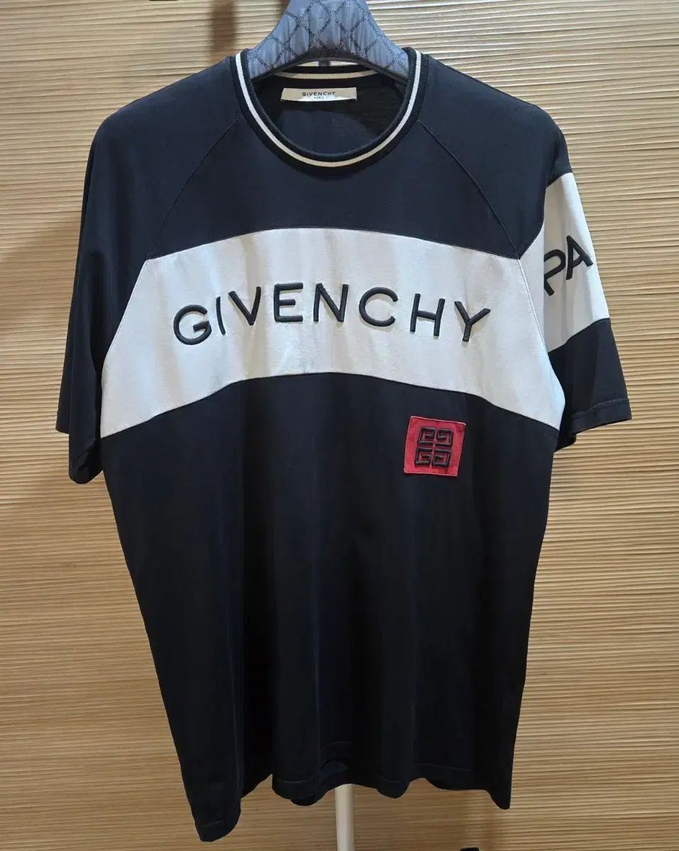 Givenchy ジバンシィ ロゴ レタリング オーバーサイズ 半袖Tシャツ L