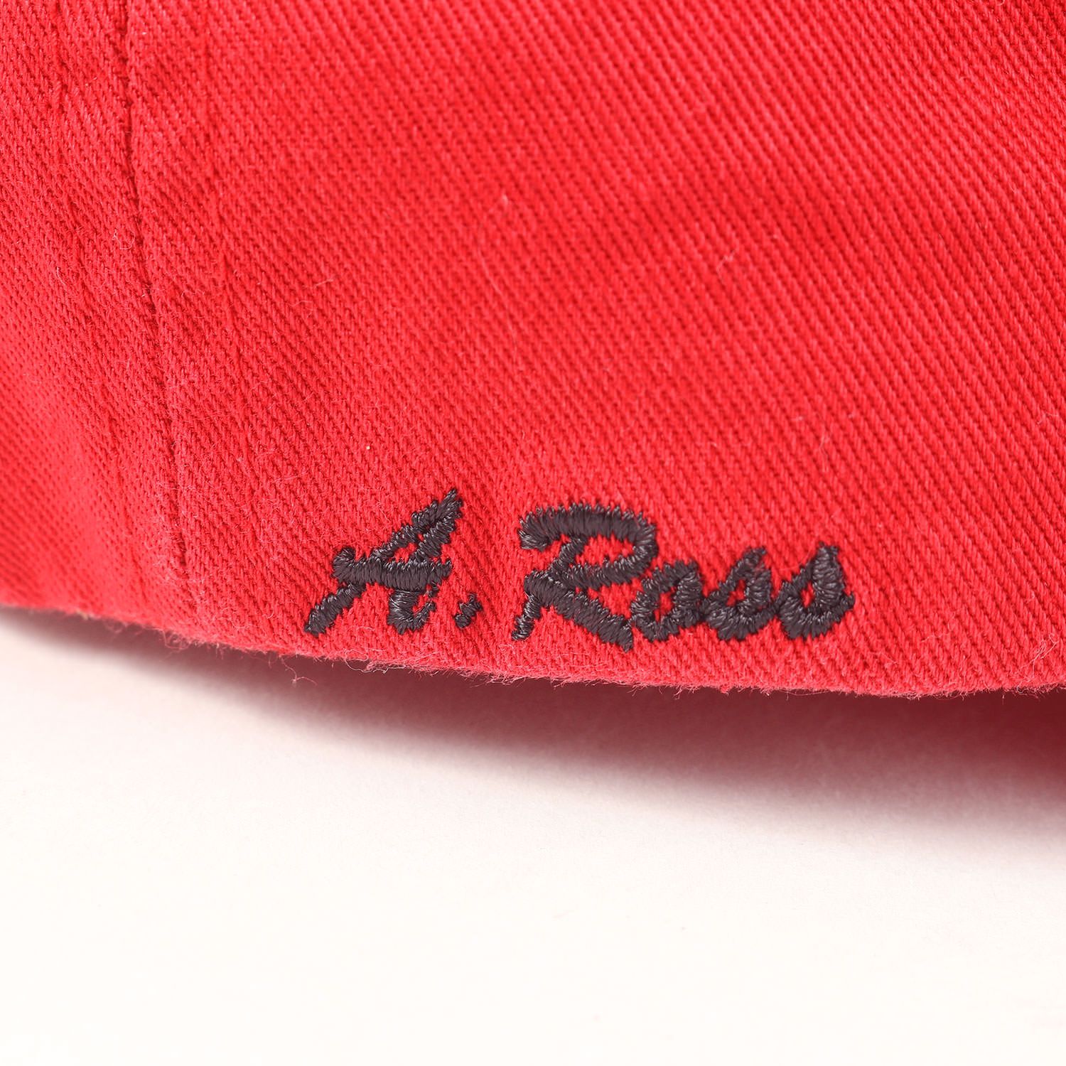 BOYS OF SUMMER ボーイズ オブ サマー キャップ レッド サイズ:FREE | グラフィック刺繍 コットンツイル 6パネルキャップ (Dance / Alexis Hat) | ブランド 帽子【メンズ】【中古】 BOYS OF SUMMER ボーイズ オブ サマー キャップ レッド サイズ:FREE