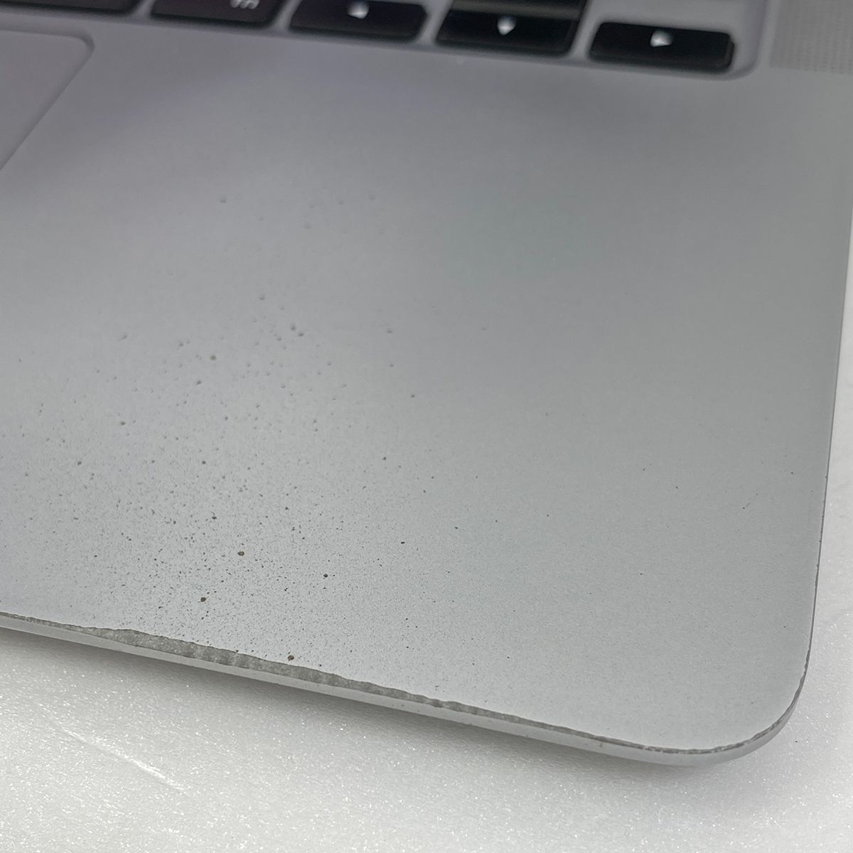 MacBook Air 13-inch 2020 M1【ランク：C】【カラー：スペースグレイ