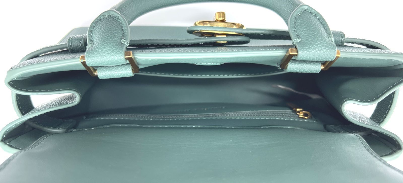 盛岡79-0189] CHARLES & KEITH チャールズ＆キース オブリエル 
