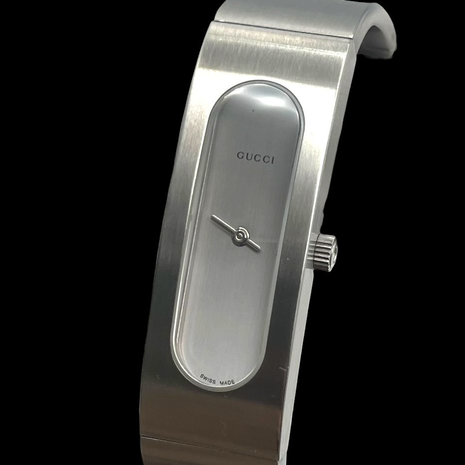 美品 新品電池 稼働品 GUCCI グッチ レディース腕時計 バングル