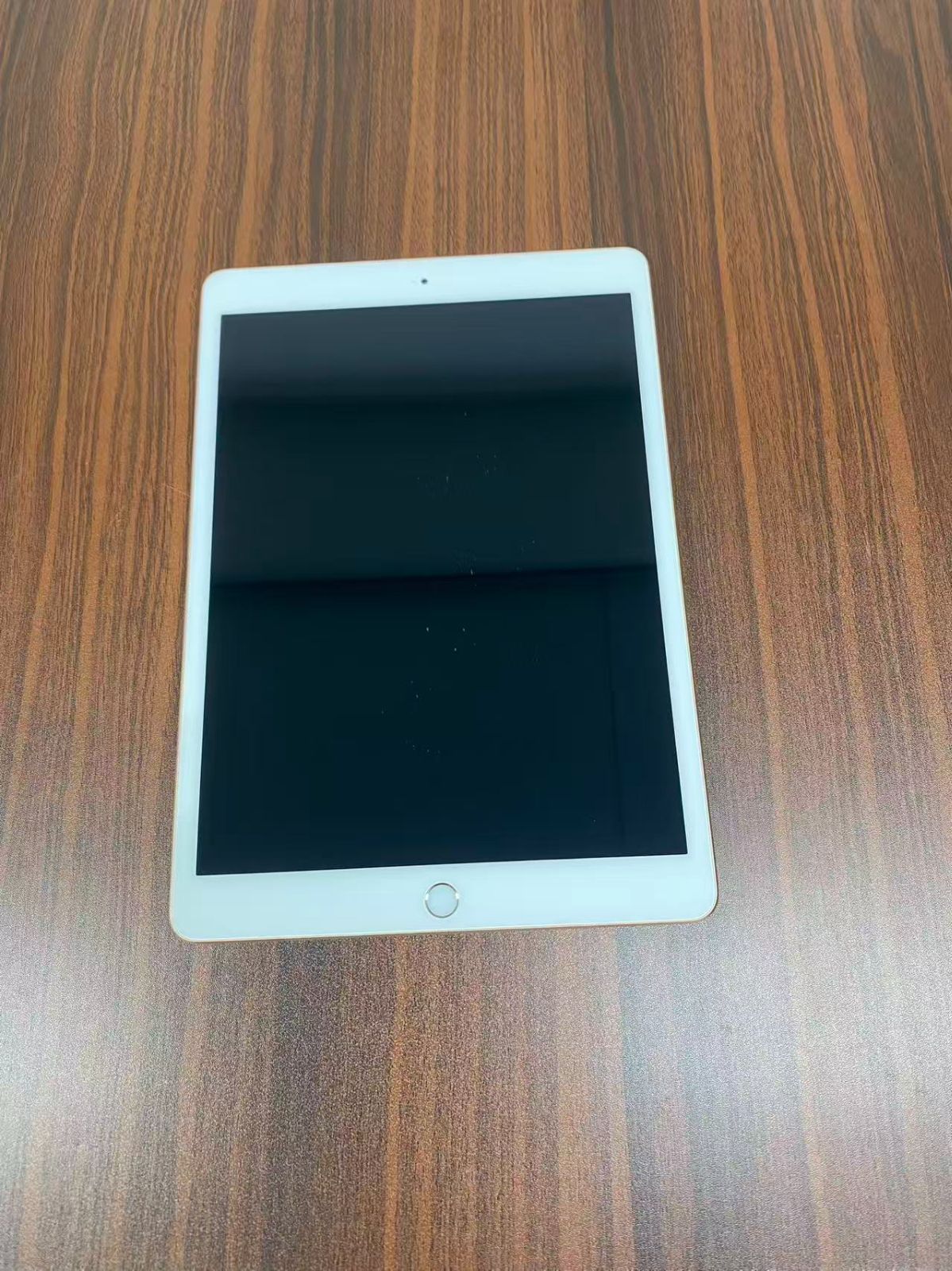 動作確認・初期化済み】電池97％Apple iPad 第7世代 Wi-Fi 128GB Gold