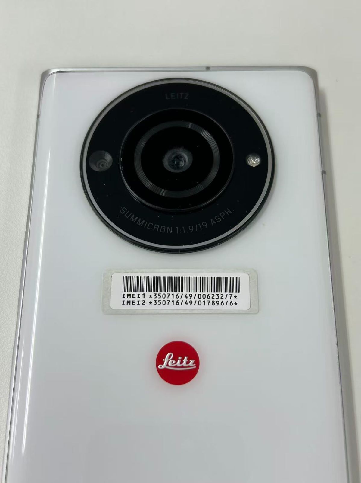 ジャンク】Leitz phone 2 ホワイト 起動不可 - メルカリ