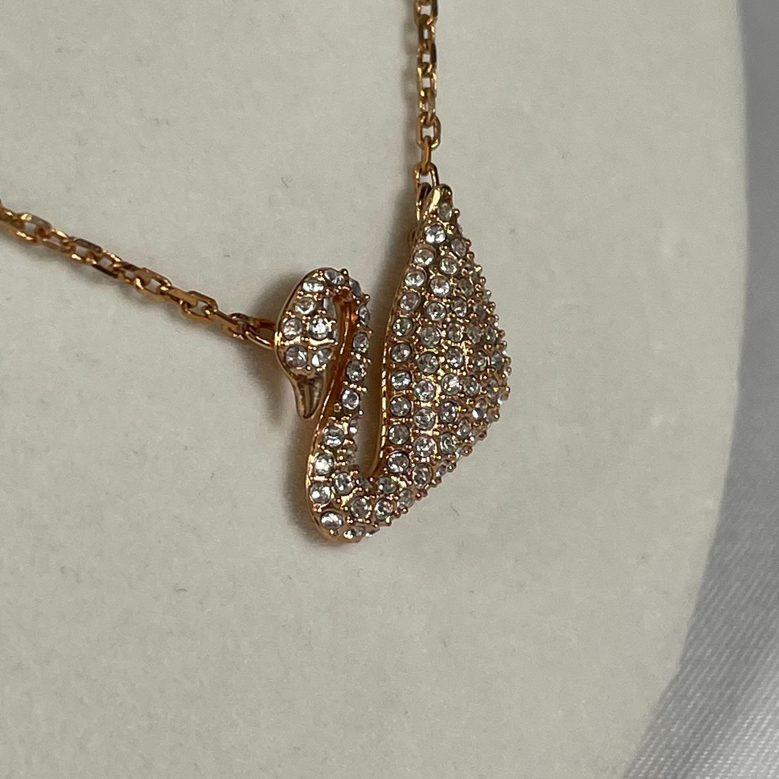 SWAROVSKI スワロフスキー ネックレス スワン - メルカリ