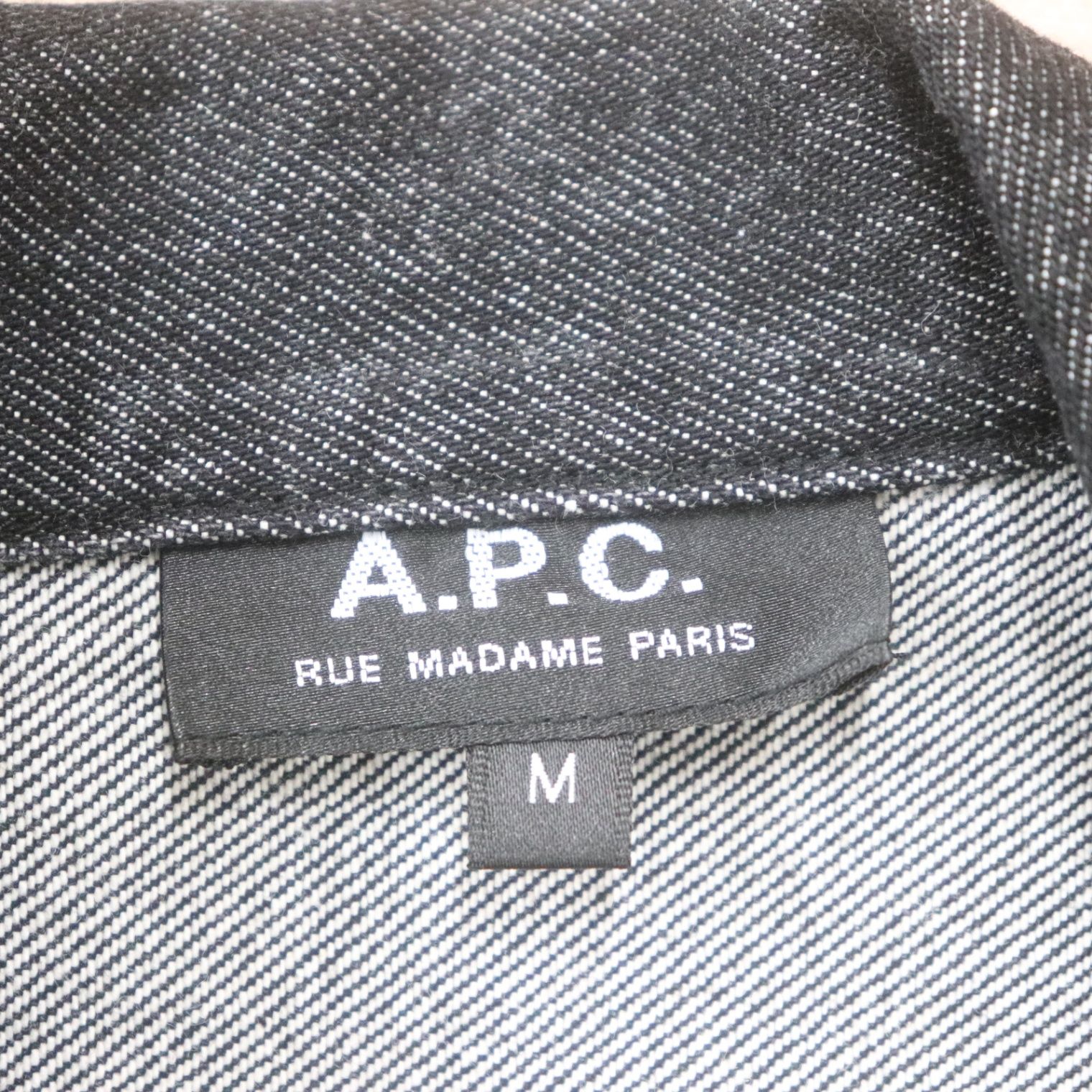 ITRGO14LKD1C A.P.C アーペーセー ウォッシュド ブラック デニム ジャケット Gジャン 綿100％ 刻印 ボタン ポケット メンズ サイズ M ITRGO14LKD1C A.P.C アーペーセー ウォッシュド ブラック デニム