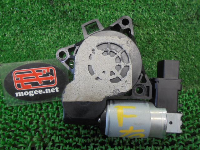 4FW9017 AOR6 マツダ ベリーサ DC5W 後期型 フロント右ドアレギュレーターモーター