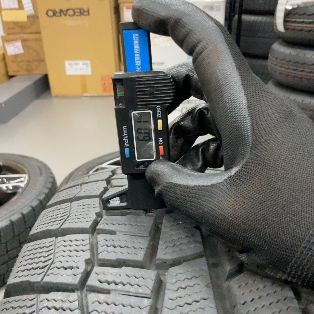 5穴 PCD108 17インチ 7J+50 EUROTECH+215/50R17 DUNLOP WINTER MAXX 