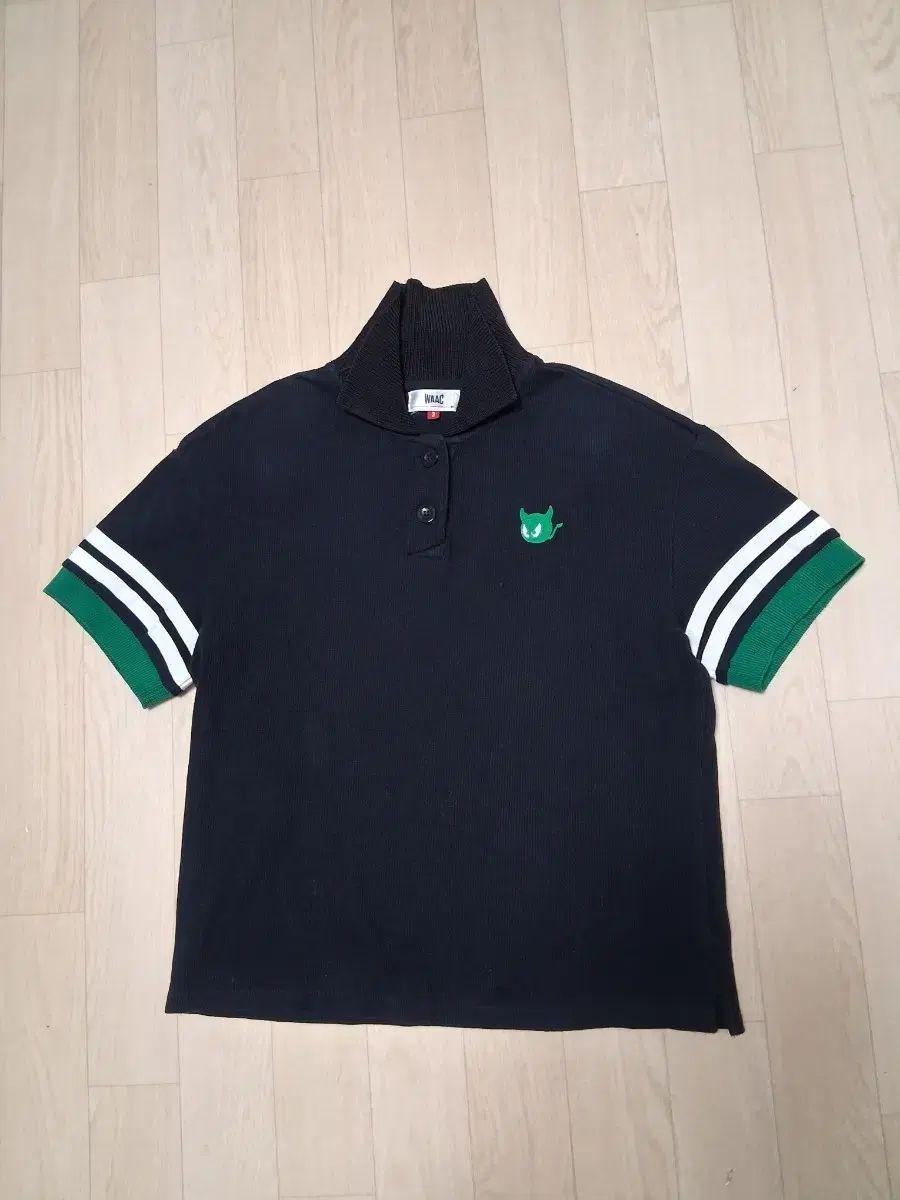 WAAC ブラック 半袖 KARA Tシャツ