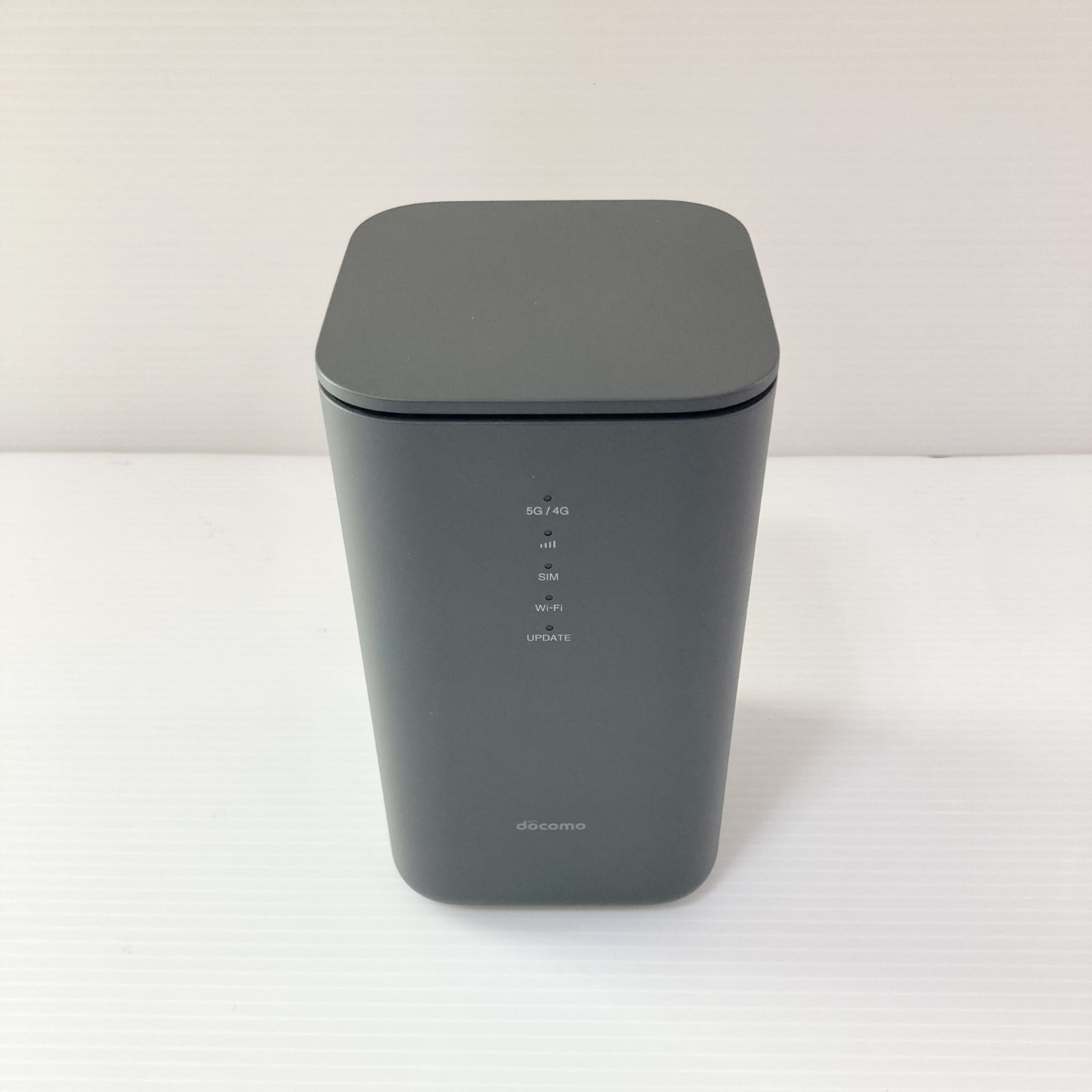 美品】docomo home 5G HR02 [ダークグレー] - メルカリ