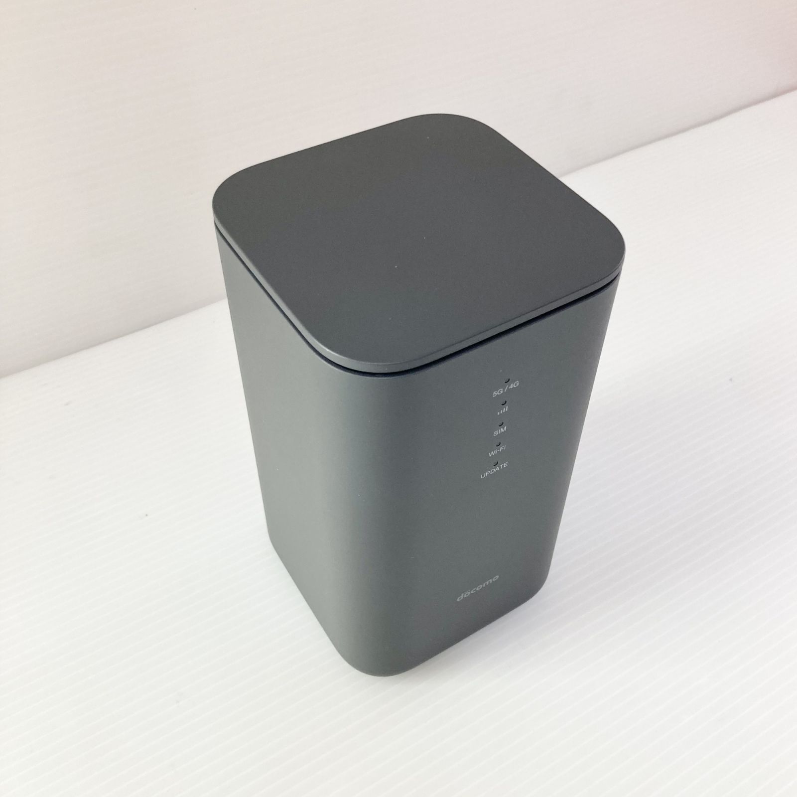 美品】docomo home 5G HR02 [ダークグレー] - メルカリ