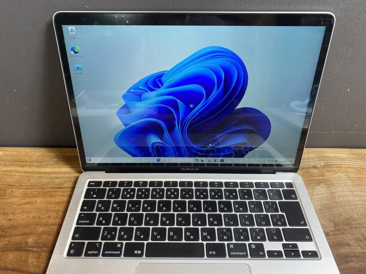 美品］Apple MacBook Air（M1, 2020）/ メモリ16GB / SSD256GB