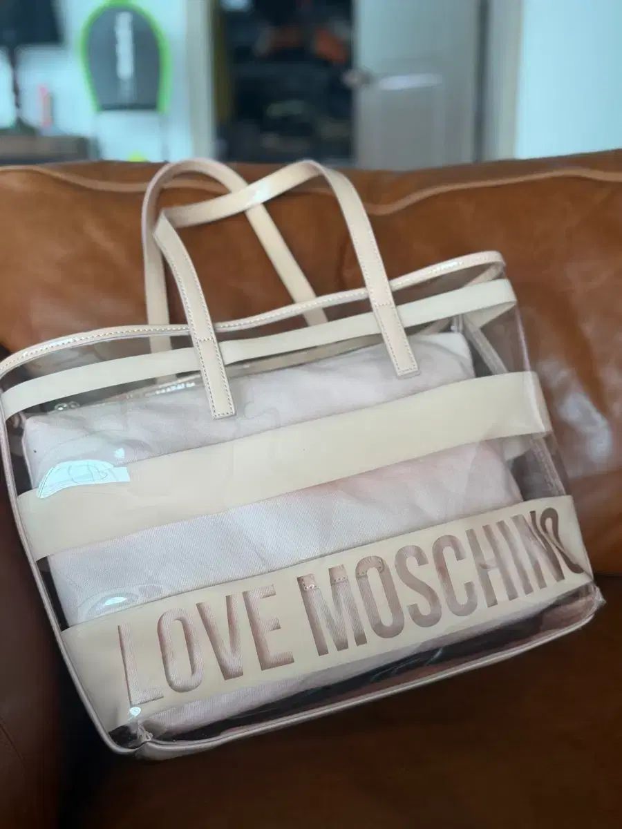 Love Moschino pvc 未使用 ショッパーバッグ