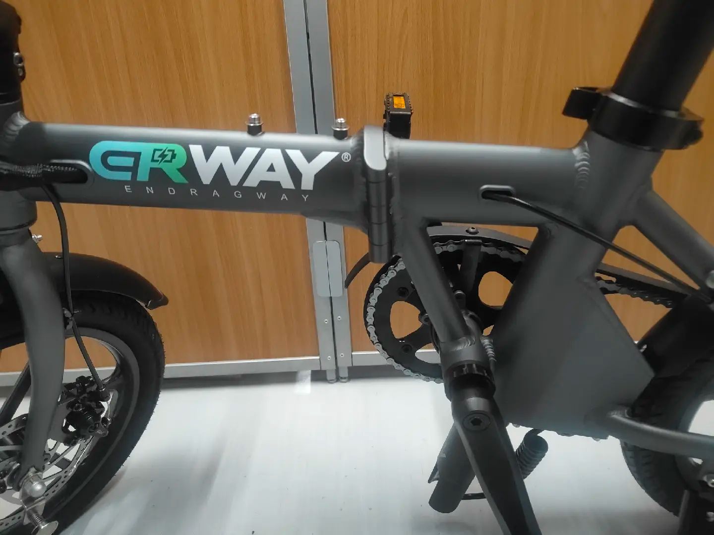 セール開催中！】電動アシスト自転車ERWAYA01 Lite グレー - メルカリ