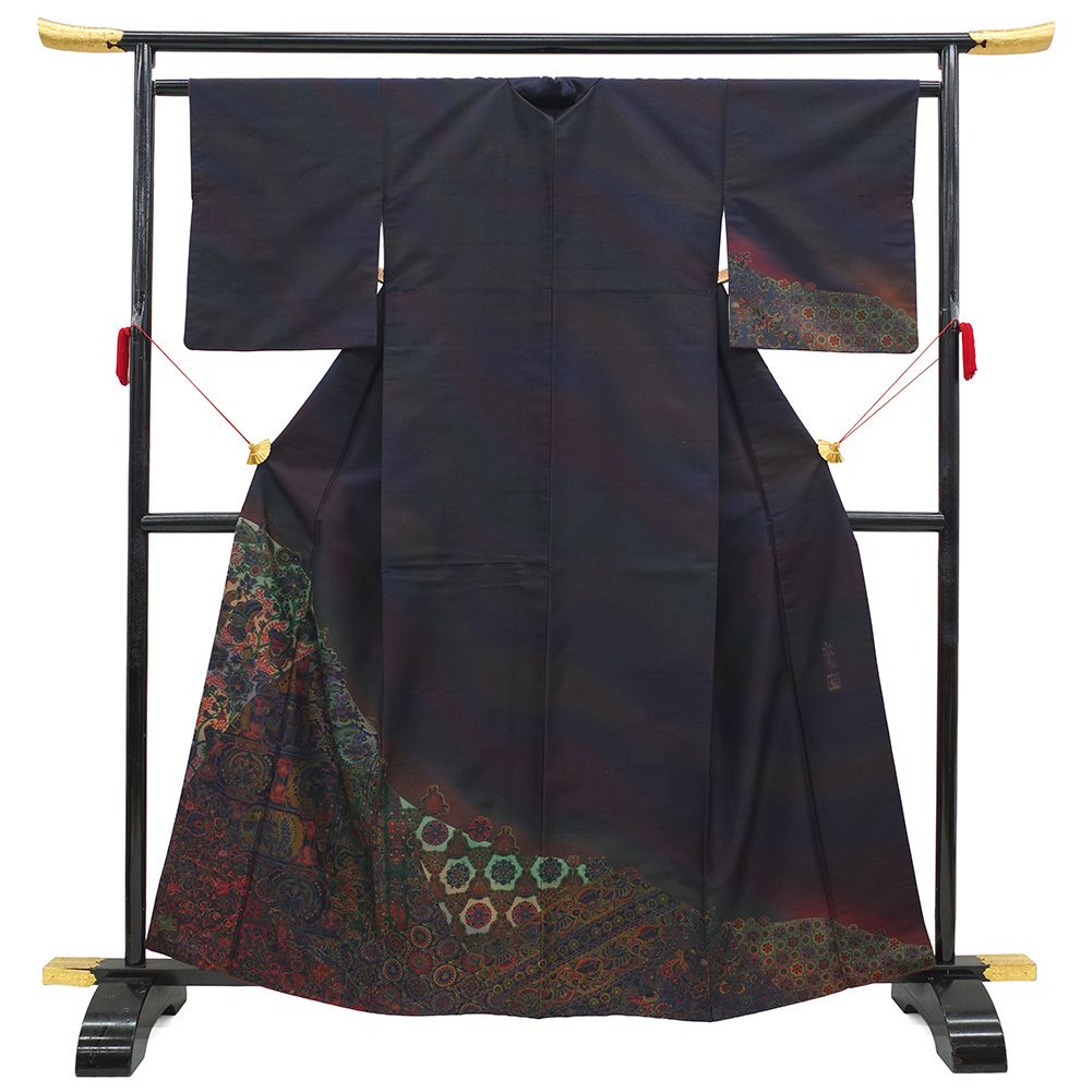 中古】 前田仁仙 平紬 訪問着 着物 正絹 袷 工芸染色作家 落款 濃紫 黒