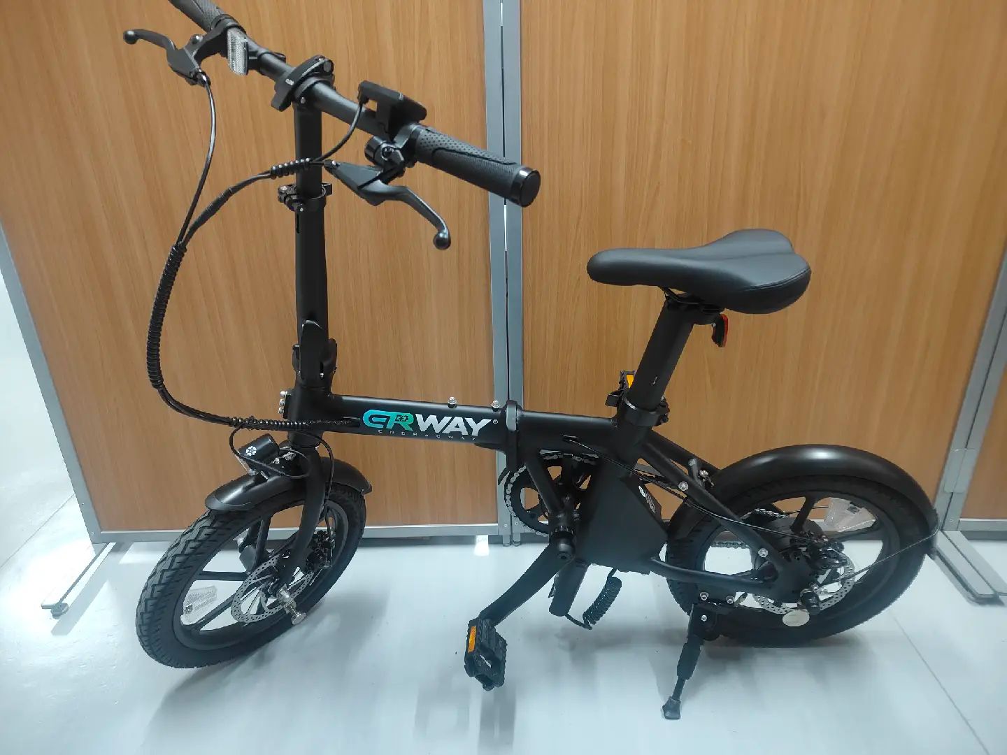 セール開催中！】電動アシスト自転車ERWAYA01 Lite ブラック - メルカリ