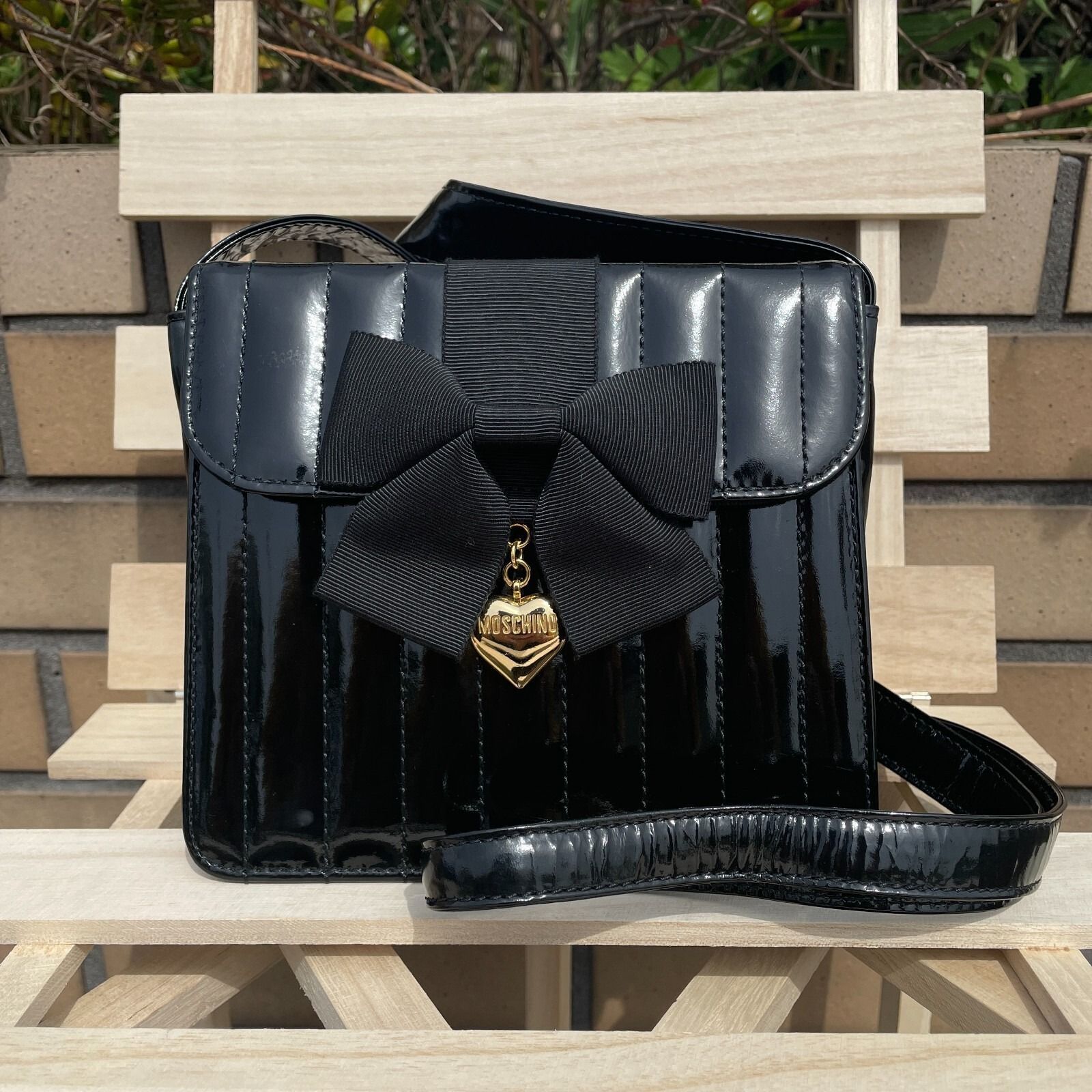 MOSCHINO モスキーノ エナメル リボン ミニショルダーバッグ 黒 ブラック ハート ヴィンテージ Y2K