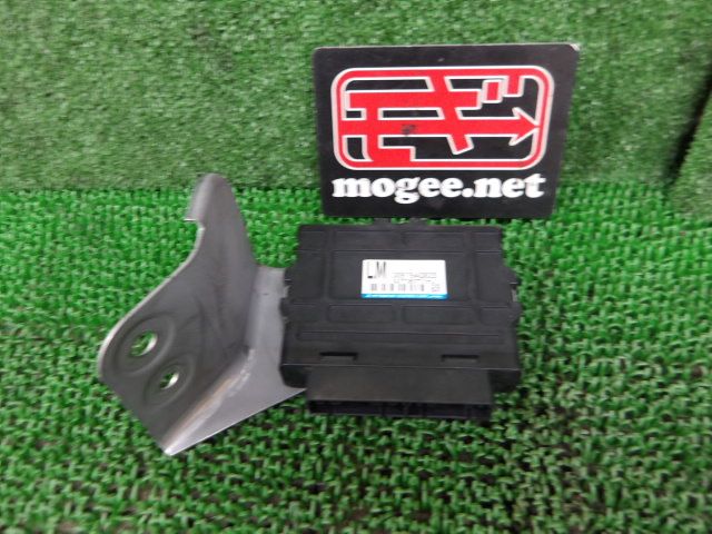 8FW6027 AJG6 スバル XV GP7 前期型 2.0i-L アイサイト ミッションコンピューター　30919AD020 7,810円