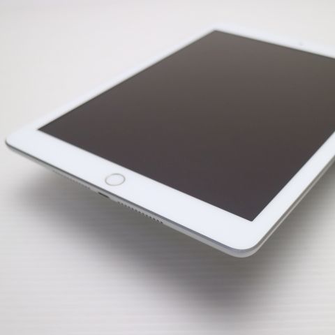新品同様 iPad 第5世代 Wi-Fi 32GB シルバー タブレット 即日発送