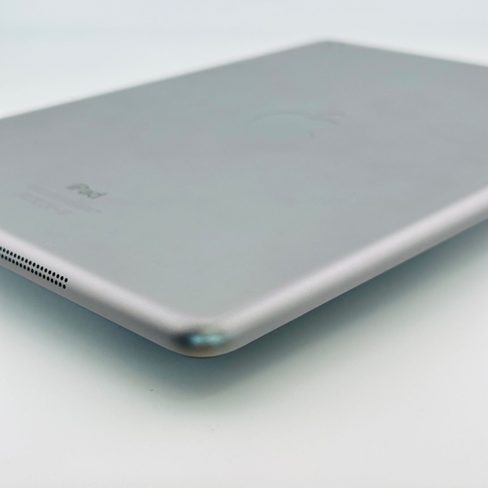iPad Air 第1世代 16GB スペースグレイ 中古 - メルカリ