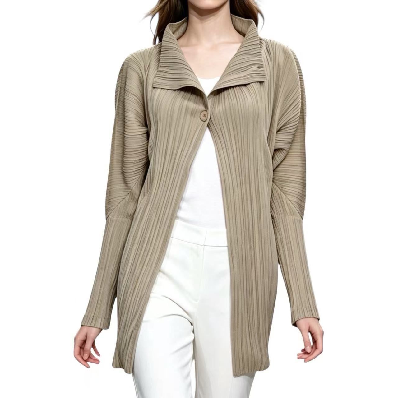 極美品 ISSEY MIYAKE イッセイミヤケ PLEATS PLEASE プリーツプリーズ カーディガン ベージュ サイズ3