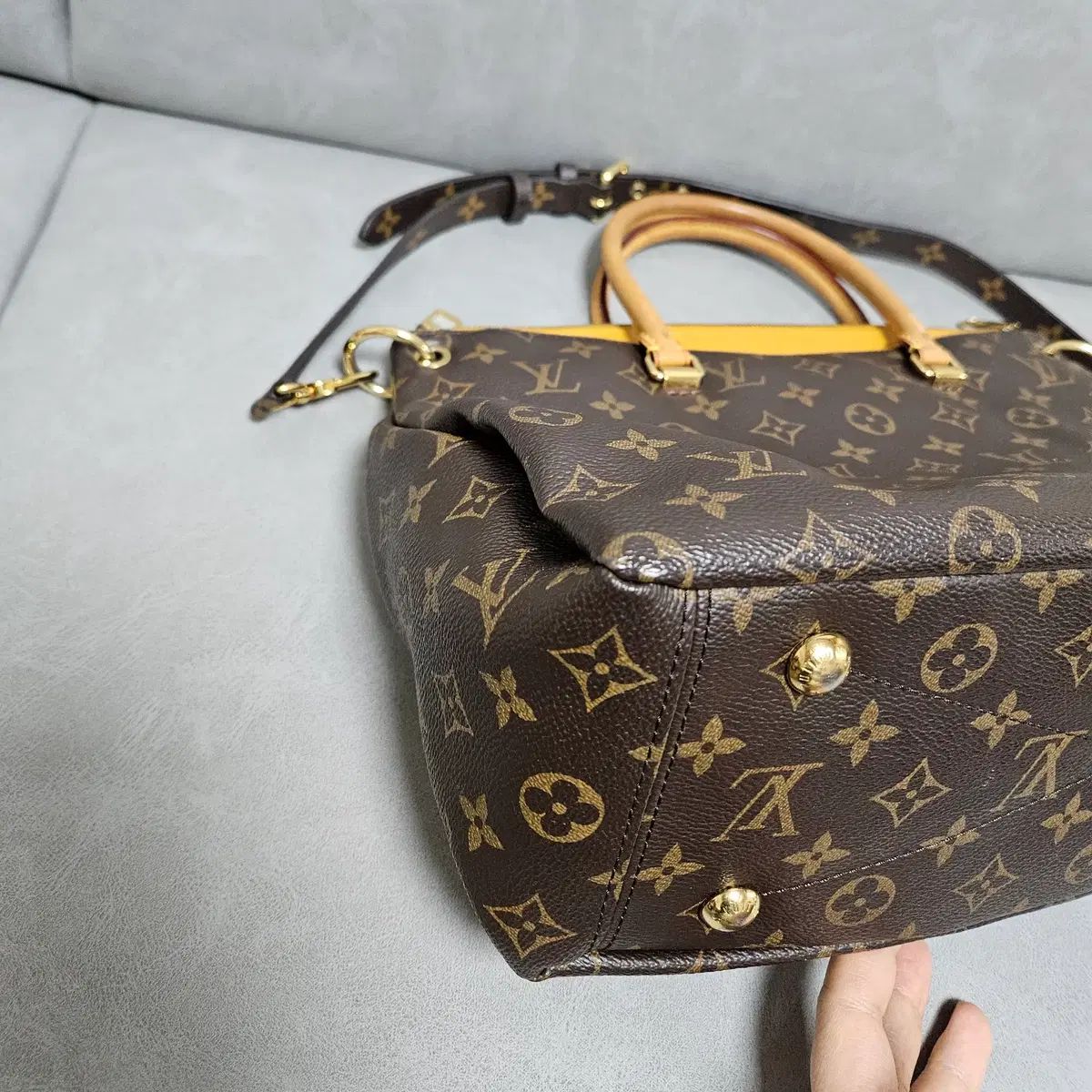 Louis Vuitton パレス モノグラム