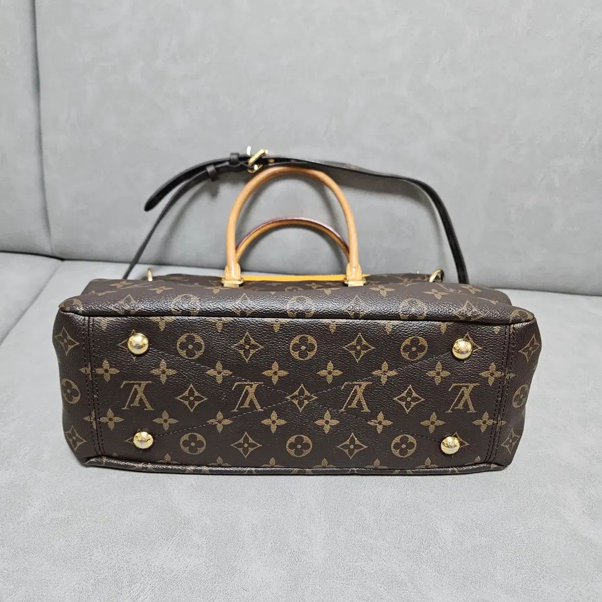Louis Vuitton パレス モノグラム