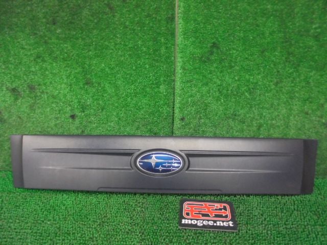 2FX5076 BIC2 スバル サンバートラック TT2 中期型 TB フロントグリル
