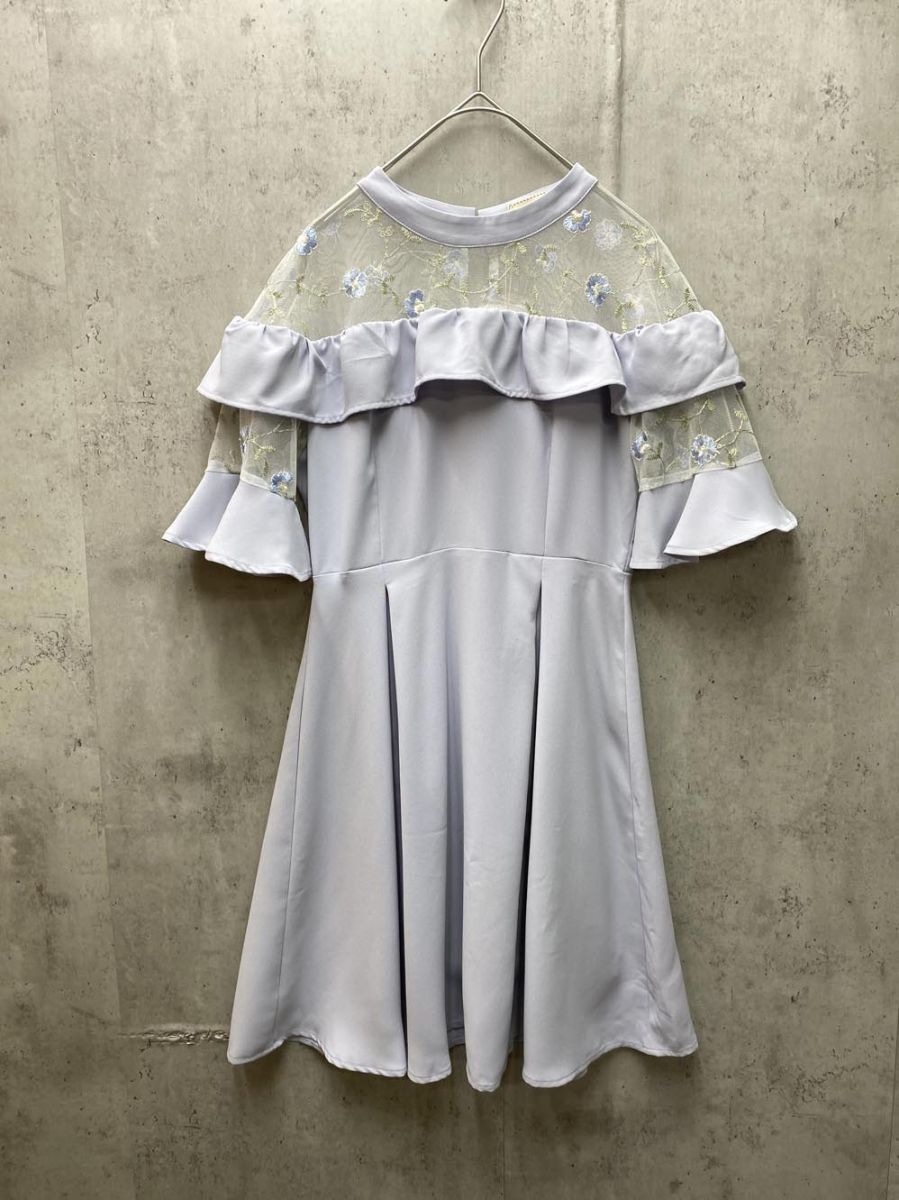 新品 titty＆Co. ティティーアンドコー デコルテ フラワー フレア ワンピース sizeS/ライトブルー ■◇◎レディース