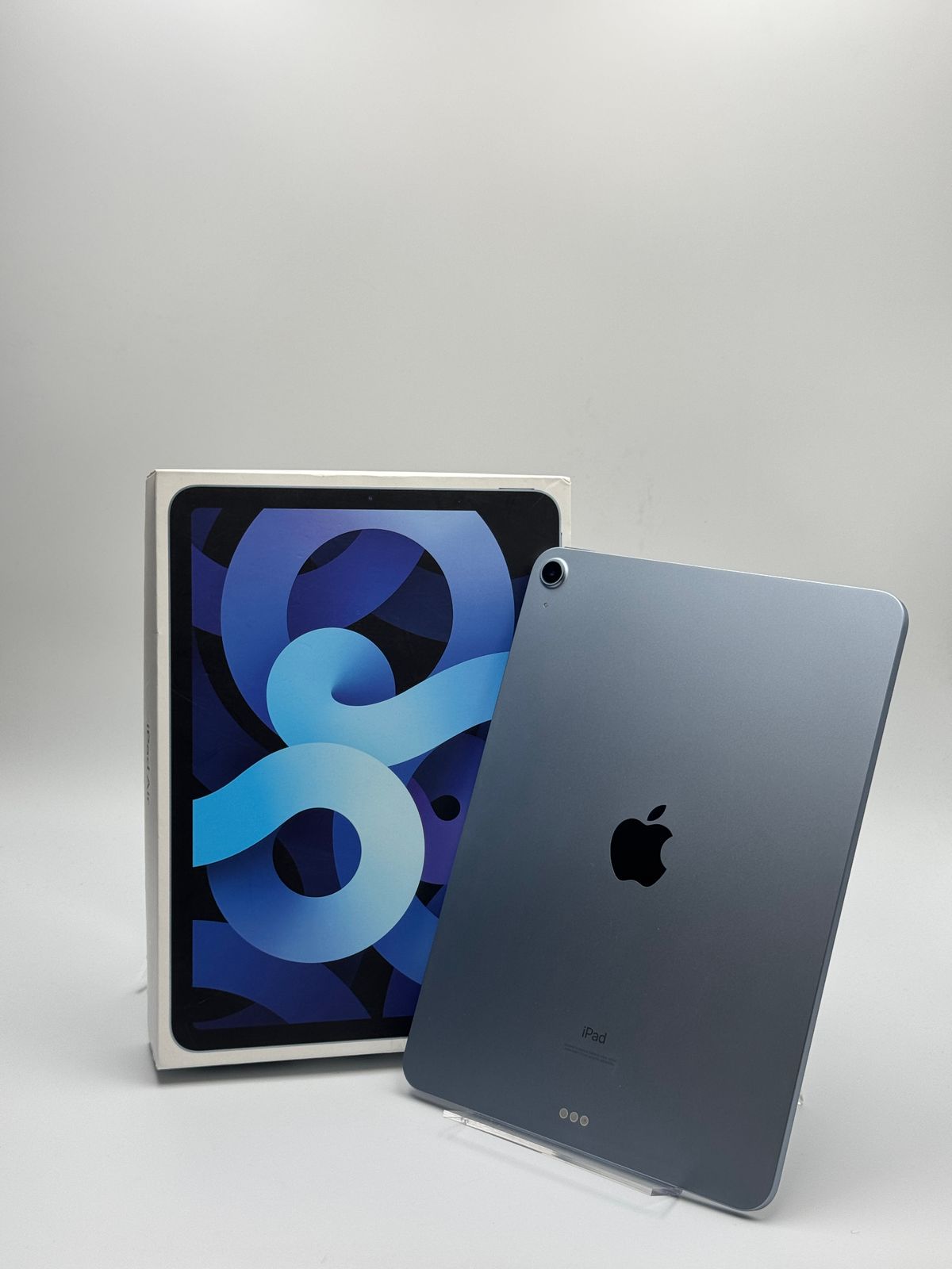 iPad Air 4 64GB スカイブルー 中古C バッテリー98% - メルカリ