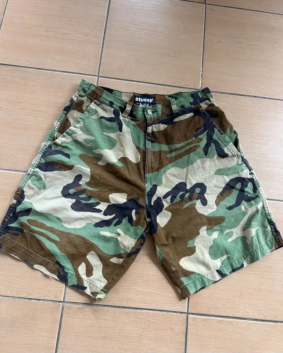 90s STUSSY ステューシー ウッドランド カモフラ ショーツ 32