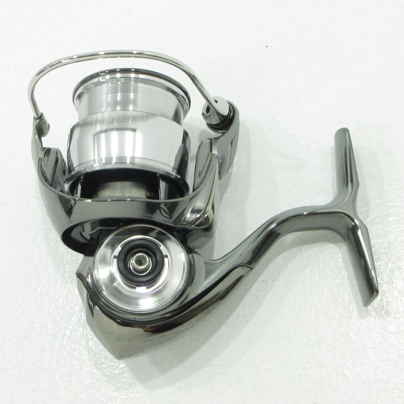 三重本店】 中古 Daiwa | ダイワ リール 22 EXIST 22イグジスト