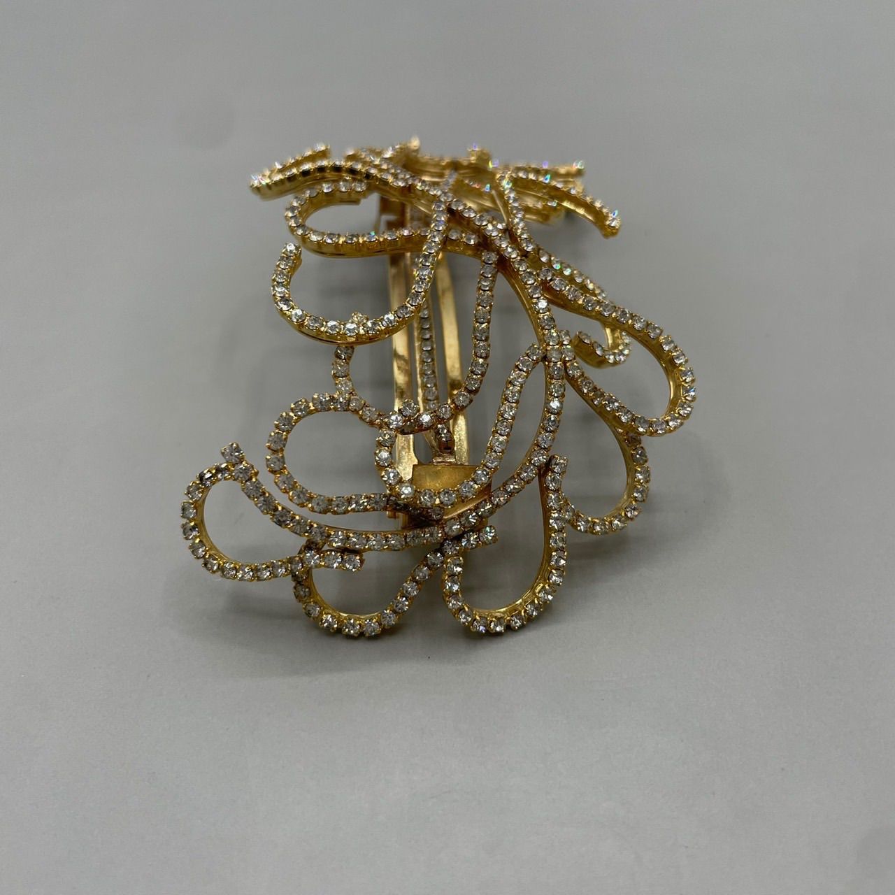 希少 Alexandre de paris アレクサンドレドゥパリ バレッタ 髪飾り ヘアアクセサリー ラインストーン ゴールドカラー 希少 Alexandre de paris アレクサンドレドゥパリ バレッタ 髪飾り ヘアアクセサリー ラインストーン ゴールドカラー
